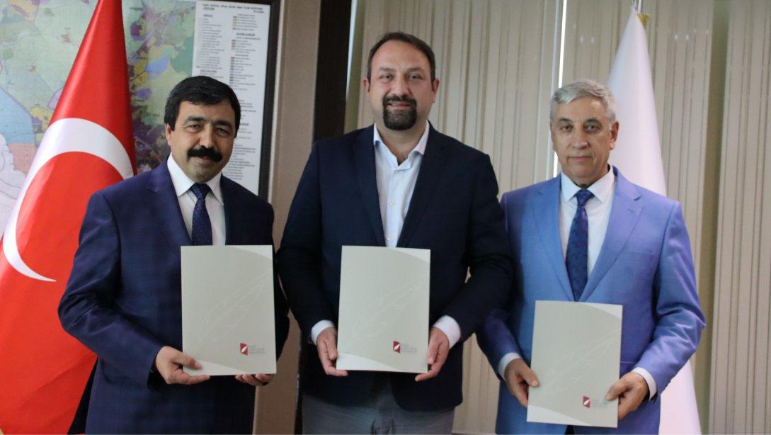 Çiğli İlçe Milli Eğitim Müdürlüğü, Katip Çelebi Üniversitesi ve Çiğli Belediyesi Protokol İmzaladı