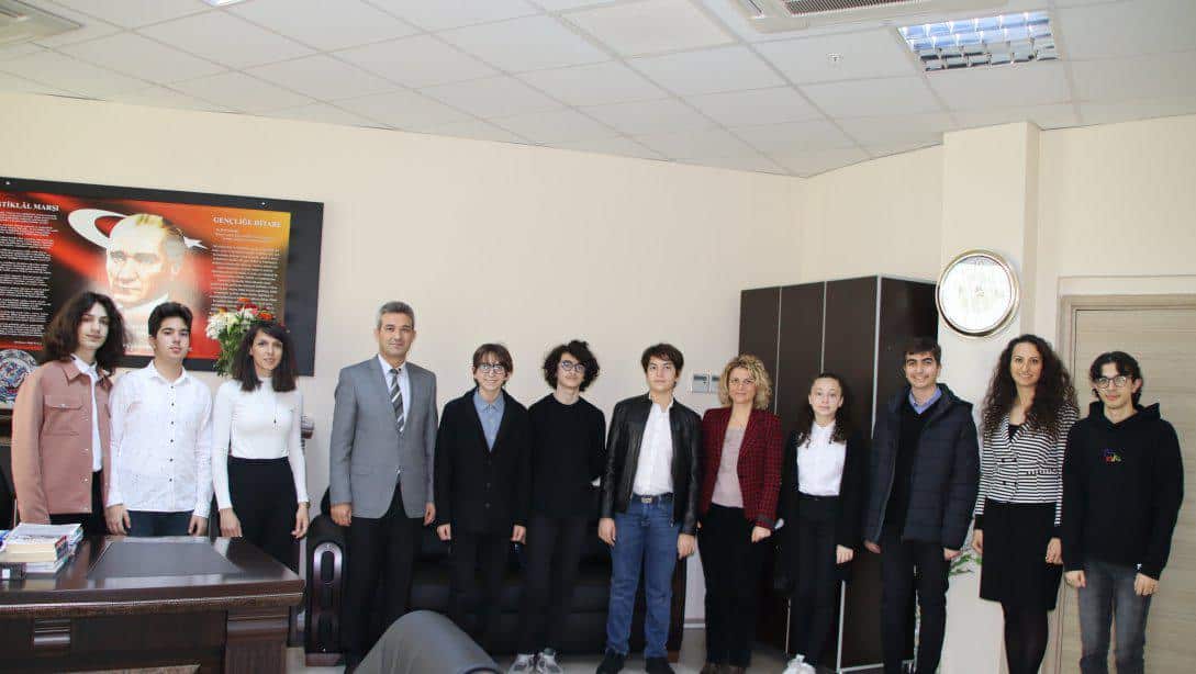Karşıyaka Aydoğan Yağcı Bilim Sanat Merkezi Ortaokul Öğrencilerinin Büyük Başarısı
