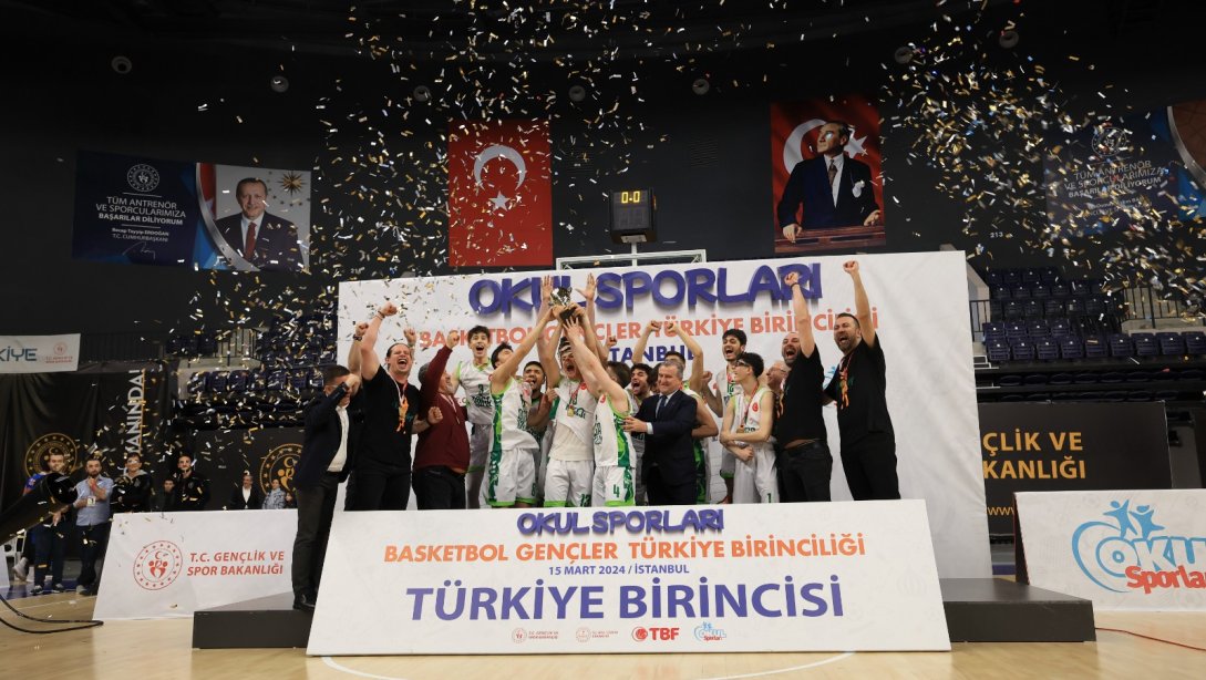İzmir Çiğli Bilim Doğa Anadolu Lisesi Genç Erkek (A) Basketbol Takımı'mız 2024 Okul Sporları Basketbol Gençler Türkiye Şampiyonu oldu. 